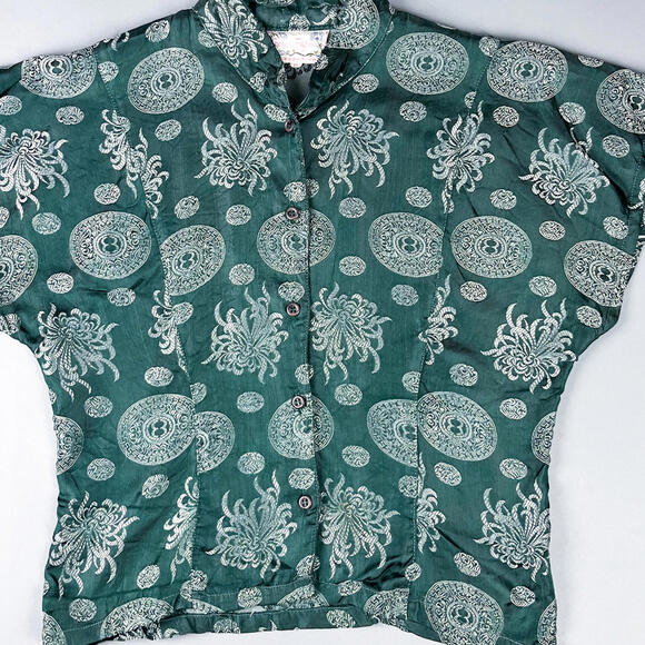 April Cornell Tops - Vintage Shimmery Green Button-Up Short Sleeve Shirt with Floral Asian Damask